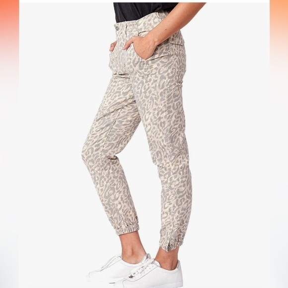 PAIGE Pants - Excellent used condition Paige joggers. Sz 29